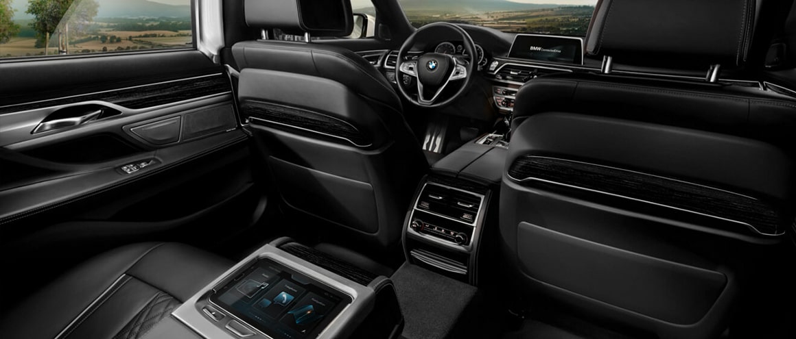 Sedan Services Cadillac XTS interiors